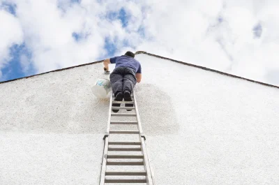 Peinture extérieure aux Menus — façades et ravalement